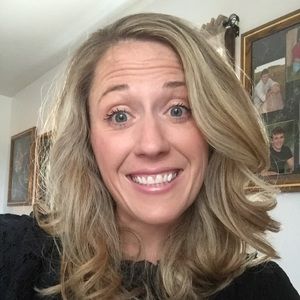 Meet your Posher, Whitney